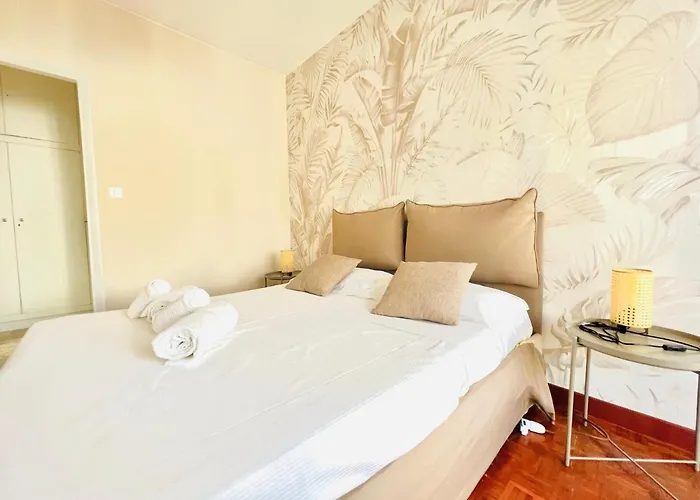 Astraldi - A 2 Minuti Dall'ariston Apartman *