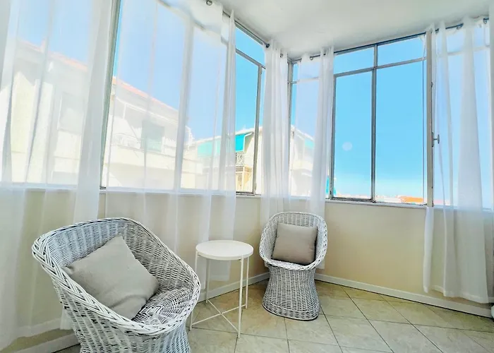 Astraldi - A 2 Minuti Dall'ariston