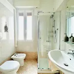 Appartamento [suite Astraldi]✩✩✩✩✩ Centralissimo, 4 Persone *