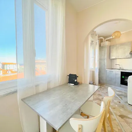 Apartment Astraldi - A 2 Minuti Dall'ariston